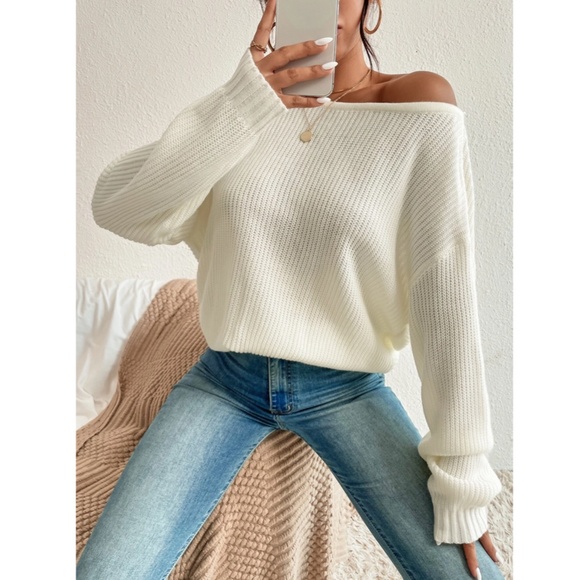 Off White Backless Pearl Detail Oversized Knit Sweater Twisted Back Long Sleeve - Picture 6 of 7